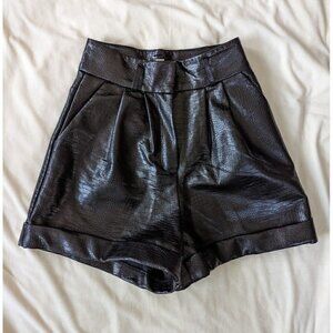 TopShop Women's High Waisted Black Pleated Faux Leather Shorts Size 2